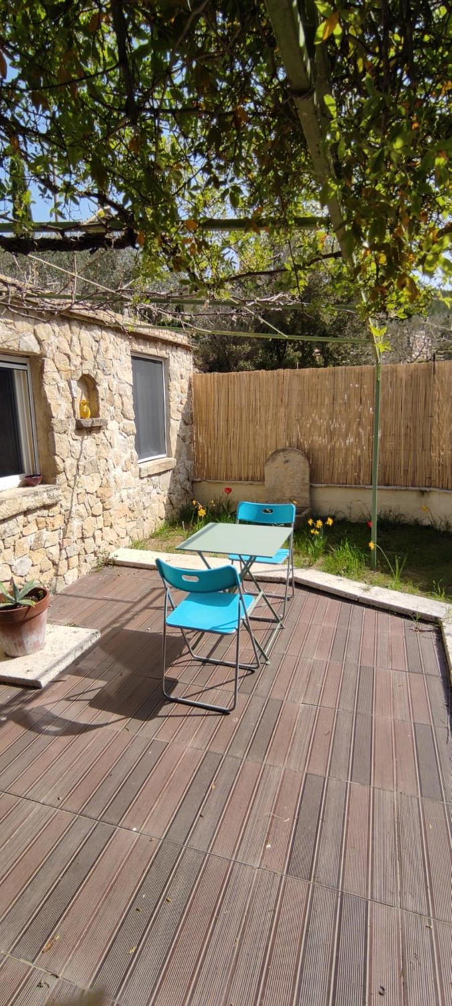 Charmant Studio Independant Dans La Colline Eyguières Extérieur photo
